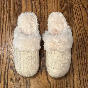 J. Crew Off-White Cable Knit Scuff Slippers